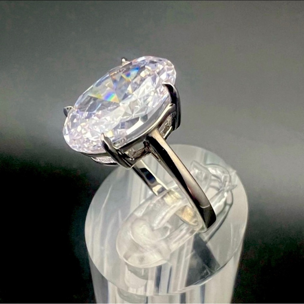 Savvy Cie Silver and White Solitaire Ring